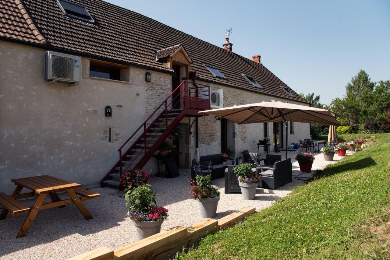 Gite 1Er Cru - La Loubertine Saint-Loup-Geanges Exterior photo
